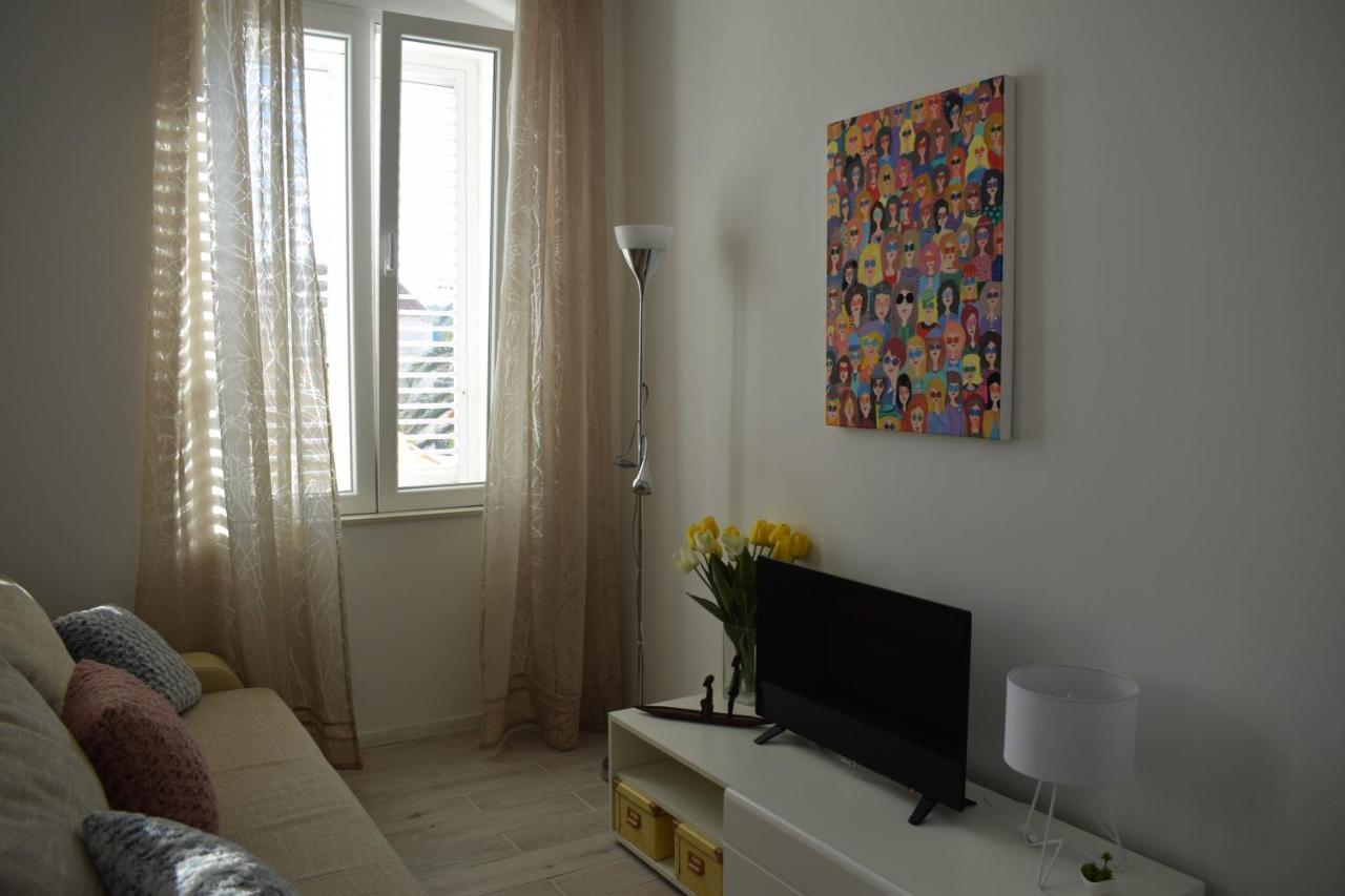 Optimist Makarska Town Center公寓 外观 照片