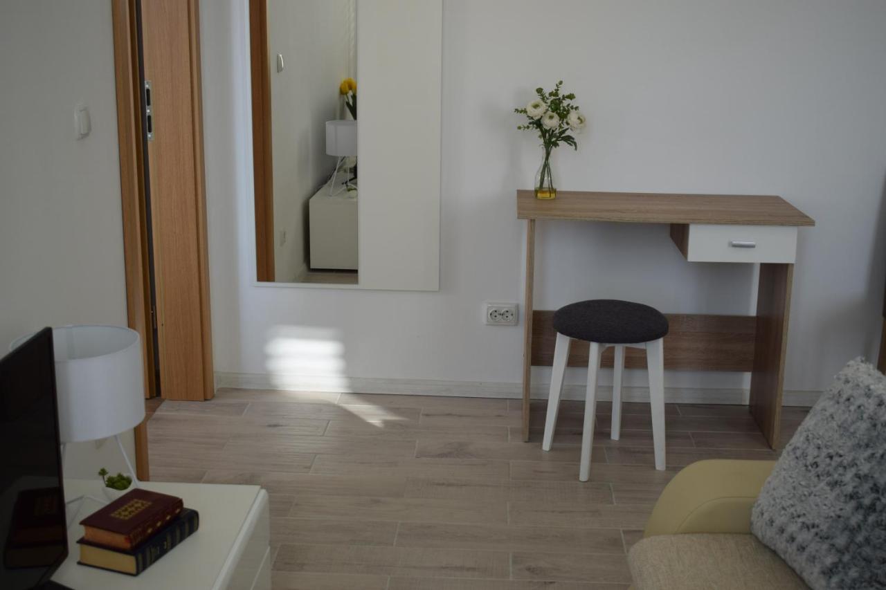 Optimist Makarska Town Center公寓 外观 照片